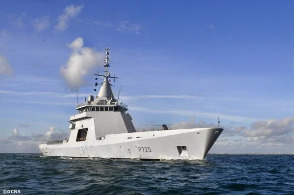 DCNS quer estender o leasing do OPV Gowind Adroit PARIS A DCNS está em negociações com autoridades francesas para estender o contrato de arrendamento de três anos com a Marine Nationale, do navio de
