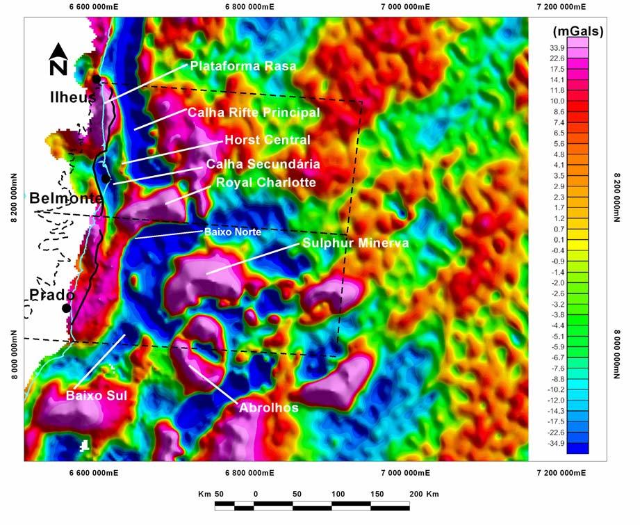 arcabouço tectônico das duas bacias, da forma geral do rifte e de suas principais calhas sedimentares (Figura 26). Figura 26 Mapa de Anomalia Bouguer Filtrado Passa Banda 5 250 km.