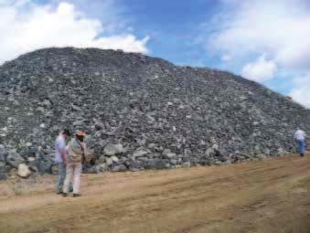 III CONGRESSO BRASILEIRO DE ROCHAGEM E Como os rejeitos da mineração de cromita são compostos predominantemente por rochas ultramáficas que intrinsecamente apresentam também teores elevados de Ni, é
