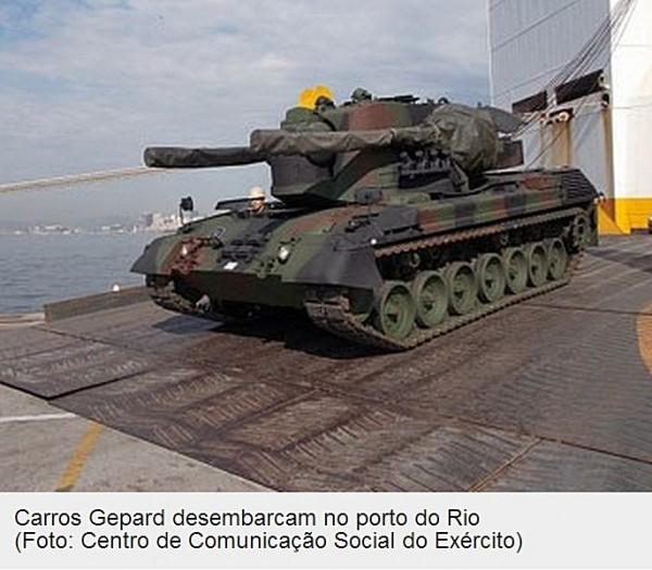 Chegaram ao Brasil nesta quinta-feira (16) oito carros do tipo Gepard que integram o sistema de artilharia antiaérea alemão comprado pelo Brasil para a segurança da abertura e do encerramento da Copa