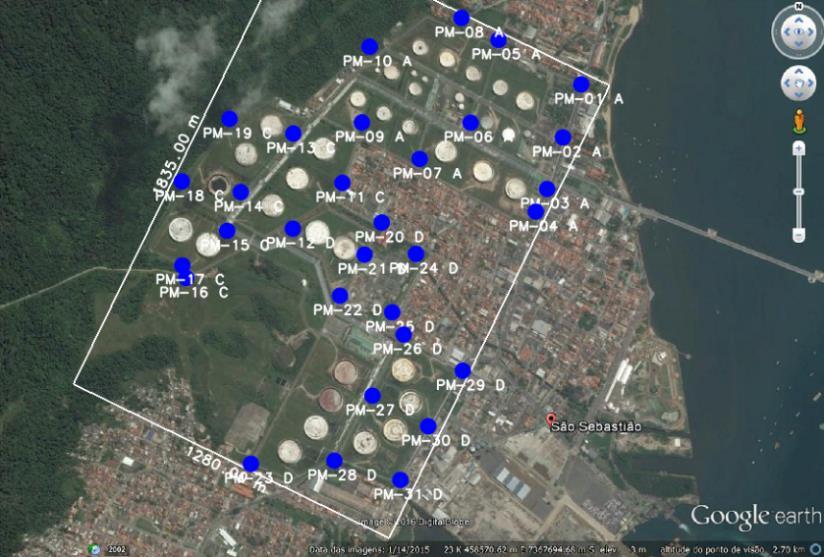 Figura 5a - Domínio de simulação ajustado (1280m x 1835m) SCBR. Figura 5b - Condições de contorno - Visual MODFLOW (1 camada).