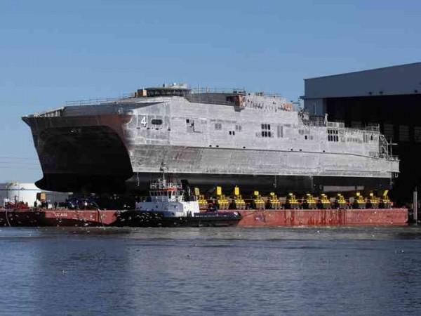 Austal EUA lança JHSV 4 (USNS Fall River) A Austal EUA em Mobile, Alabama, lançou com sucesso na semana passada o USNS Fall River (JHSV 4).