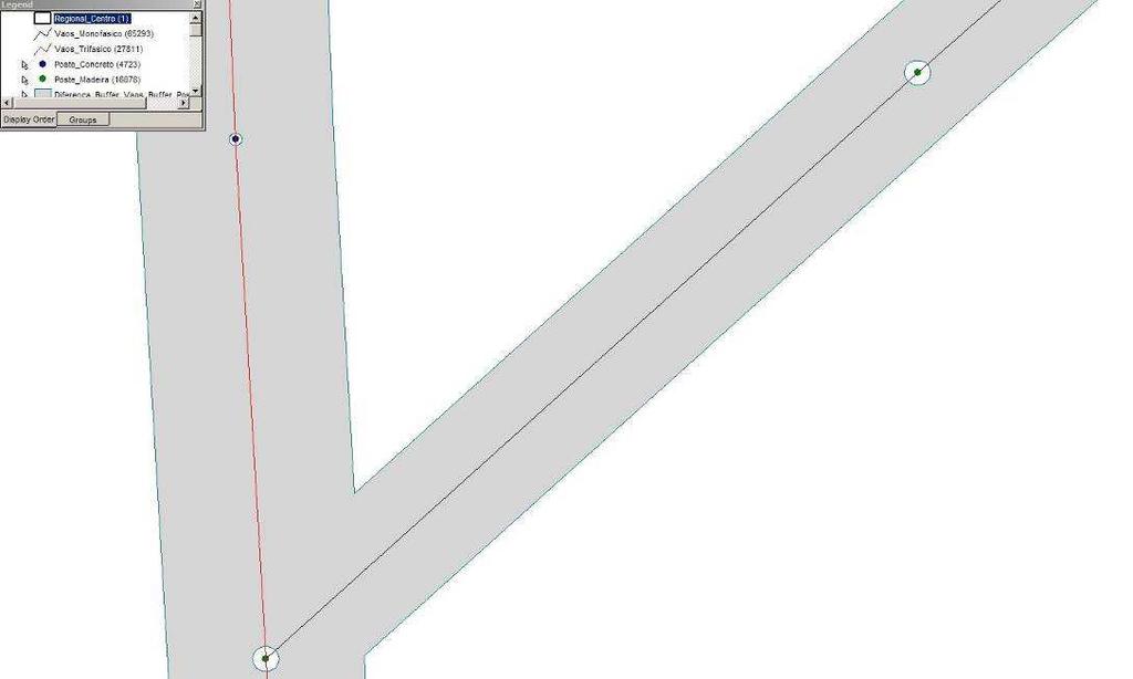 Figura 03. Figura 03: Resultado da consulta espacial por diferença entre buffer dos vãos e buffer dos postes e Geocemig 2.1.