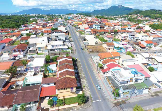 FLORIANÓPOLIS, 9 a 15 de março de 2018 Ano 10 Nº 479 Construção Civil que beneficia a região Loteamentos são responsáveis pelo desenvolvimento planejado de municípios da Grande Florianópolis FOTO