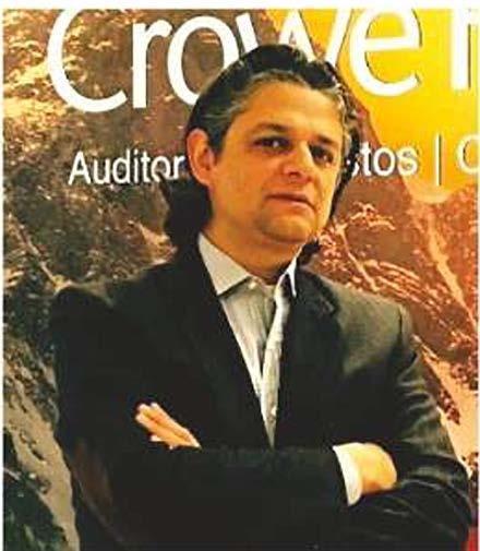 A Crowe Horwath Nossa Governança Marcelo Lico - Managing Partner (São Paulo office) Ativo na área de contabilidade desde 1986, atua a mais de 28 anos com auditoria e consultoria em geral, incluindo