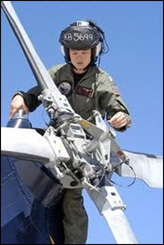 Ela requer treinamento específico quanto aos procedimentos a serem realizados e pode ser executada pelo próprio piloto, ou então, pelo mecânico da empresa.