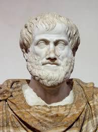 Aristóteles Aristóteles não era ateniense, nasceu em Estagira, ao norte da Grécia, viveu entre 384 e 322 a.c. e seu pai era médico do rei Filipe, da Macedônia.