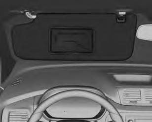 52 Chaves, portas e vidros Cuidado Não utilize objetos cortantes ou limpadores de vidro abrasivos no vidro traseiro do veículo.