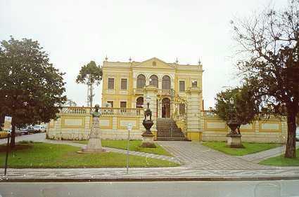 Palácio Garibaldi Em 1988, o Palácio Giuseppe Garibaldi foi tombado pelo Patrimônio Histórico e Artístico
