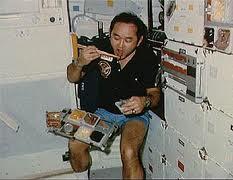 Comida Espacial Conhecer alguns exemplos de refeições no Espaço