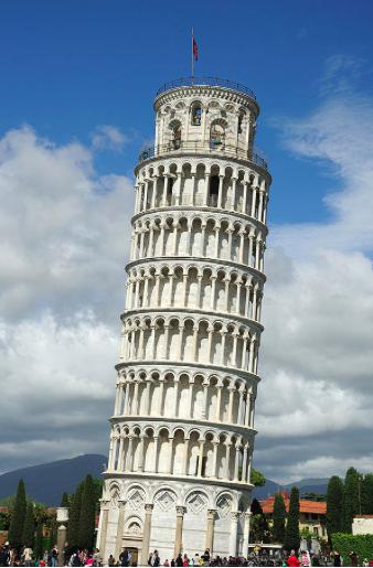 pendente de pisa ou Tower of Pisa