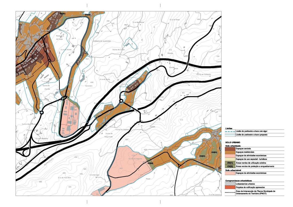 Além disso, define a implantação de um espaço de atividades económicas na freguesia, que se isola do núcleo residencial por um espaço verde de proteção e enquadramento.