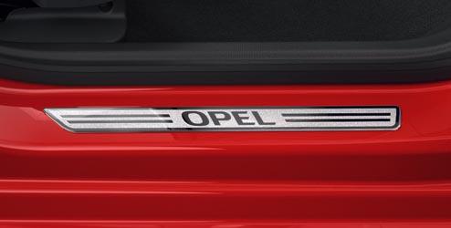 00 Conjunto elegante e funcional - degraus laterais esquerdo e direito - adaptados para o Opel Crossland X, feito em alumínio com cobertura em aço inoxidável e borracha antiderrapante.