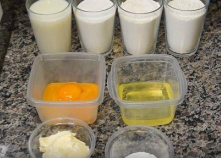 Receita Bolo de Pote Ingredientes 1 Copo de leite 1 Copo de Açúcar 2 Copo de farinha de trigo 3 Gemas 3 Claras 3 Colheres (sopa) de manteiga (ou margarina) - Uma Colher (sopa) de fermento em pó