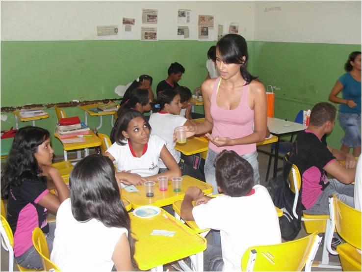 Os monitores do projeto, futuros docentes, tiveram a oportunidade de trabalhar aulas práticas, ganhando experiência para sua futura profissão, bem como a oportunidade de serem pesquisadores,