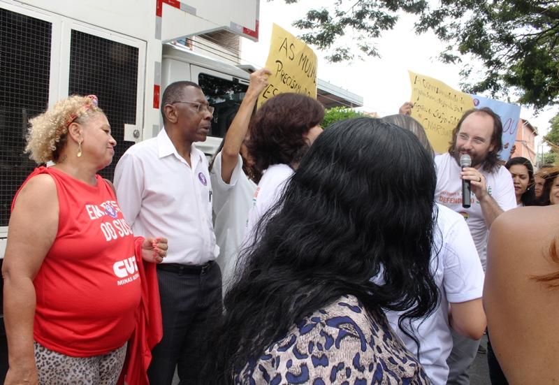 durante o ato, o prefeito disse que vai repassar R$ 5 milhões para o Sofia Feldman.