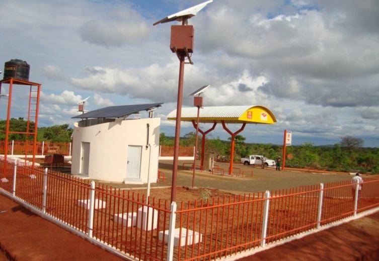 Áreas de intervenção: Electrificação através de sistemas fotovoltaicos de Escolas, Centros de saúde,