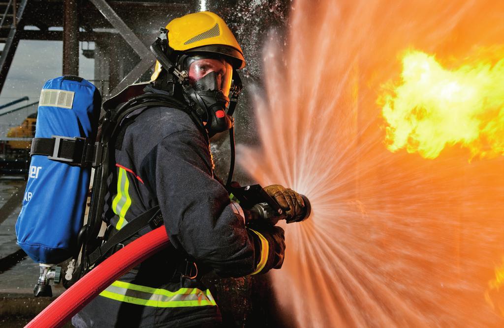 A nova geração de máscaras autônomas PAS e PSS da Dräger combina alta performance, ergonomia avançada e uma ampla gama de opções configuráveis para equipes de resgate e bombeiros profissionais.