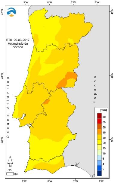 2.3 Evapotranspiração de referência (ET0) Na Figura 6 apresenta-se a distribuição espacial, por décadas,