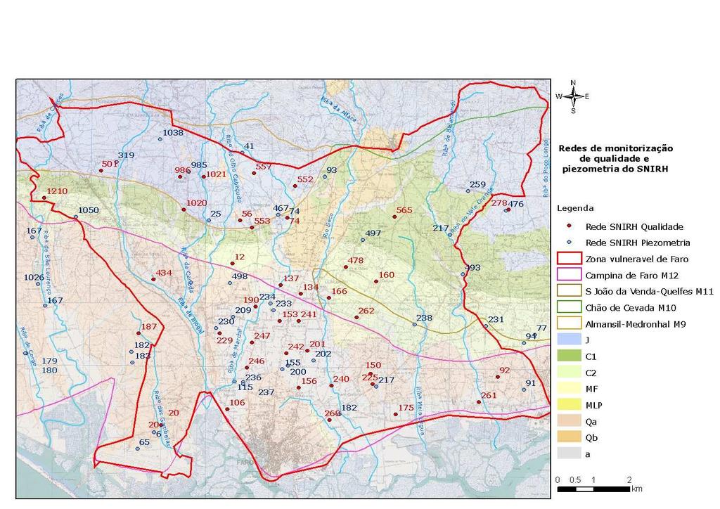 Figura 3.17 Mapa de localização dos pontos de água monitorizados pelas redes do SNIRH de qualidade e piezometria.
