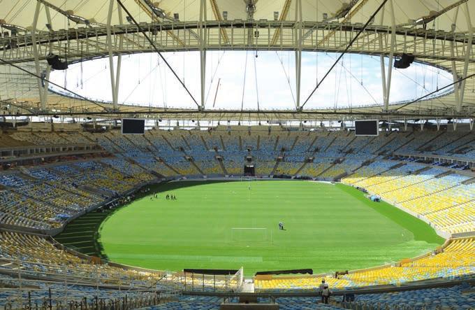 Unutrašnjost stadiona Maracanã uključeno sedam brazilskih arhitekata. U to je doba bio najveći na svijetu jer je premašio Hampden Park u Glasgowu s kapacitetom većim od 100.000 gledatelja.