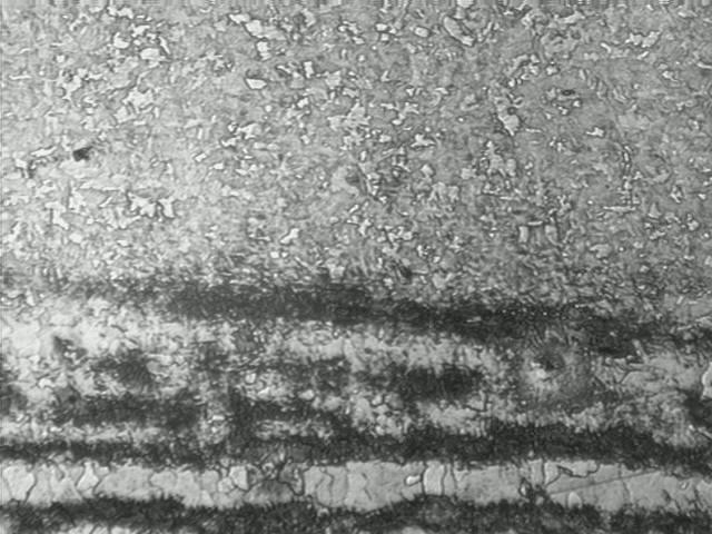 75 a) Material do pino b) Material de base 50 µm 10 µm Figura 6.