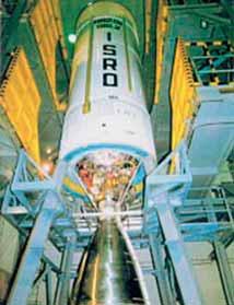 Sa GSLV I/II lansirnim vozilom, ISRO je mogao nositi maksimalan teret od 2,500 kg.