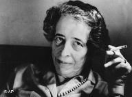Hannah Arendt. Linden, 14 de Outubro de 1906 Nova Iorque, 4 de Dezembro de 1975) foi uma teórica política e filósofa alemã.