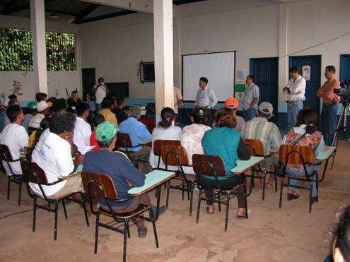 VI Aspectos Ambientais Trasparência Participativa 2004 - Reuniões com moradores das localidades que serão potencialmente atingidas pelo