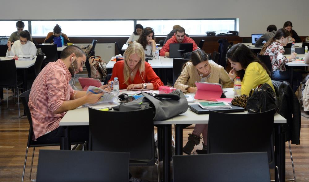 UNIVERSIDADE DO PORTO EDUCAÇÃO E FORMAÇÃO EDUCAÇÃO ESTRUTURA DE BOLONHA 3.º ciclo Doutoramento 180/240 créditos ECTS 2.