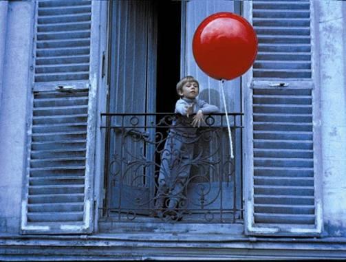 MOSTRA LONGE DOS PAIS 23 de janeiro a 3 de fevereiro de 2012 Sinopses O Balão Vermelho (Le Ballon Rouge) Direção: Albert Lamorisse França, 34, DVD Sinopse: Um menino encontra um balão preso a um