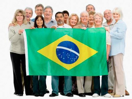 23 A distribuição da média populacional no Brasil é descrita como sendo uma distribuição normal.