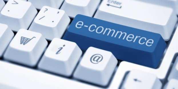 Aplicação no E-commerce: B2C Contratos que regulam as relações de consumo: - não obrigam os consumidores - necessidade de conhecimento prévio - Instrumentos redigidos de modo a facilitar a