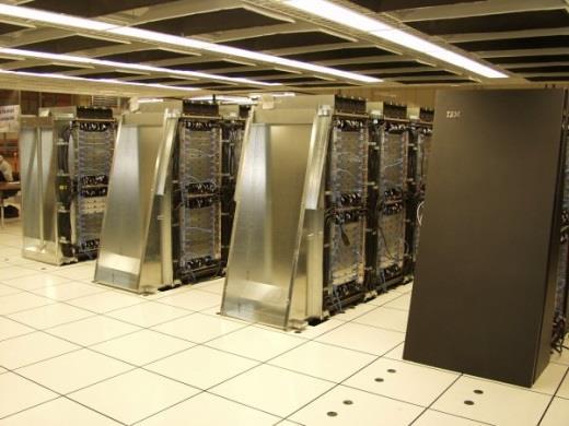 RAM. 2004 Lançamento do Supercomputador IBM Blue Gene/L.
