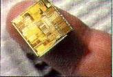 Composto de milhares de transistores Os computadores diminuíram de tamanho e aumentaram seu desempenho.
