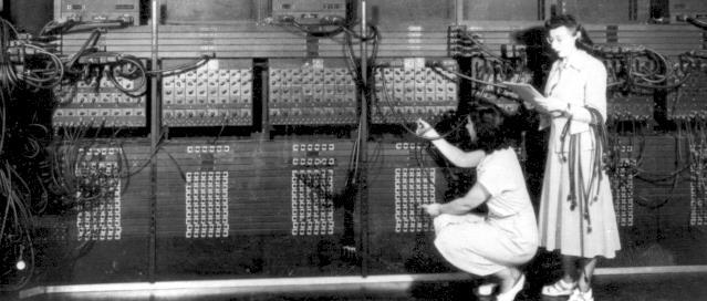 Evolução dos Computadores Programação do ENIAC (1945) Prof.