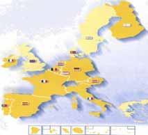 1.1.3. Residentes da U. E. de 1999 / 2000 ANO UNIÃO EUROPEIA UNIÃO EUROPEIA 52.375 56.