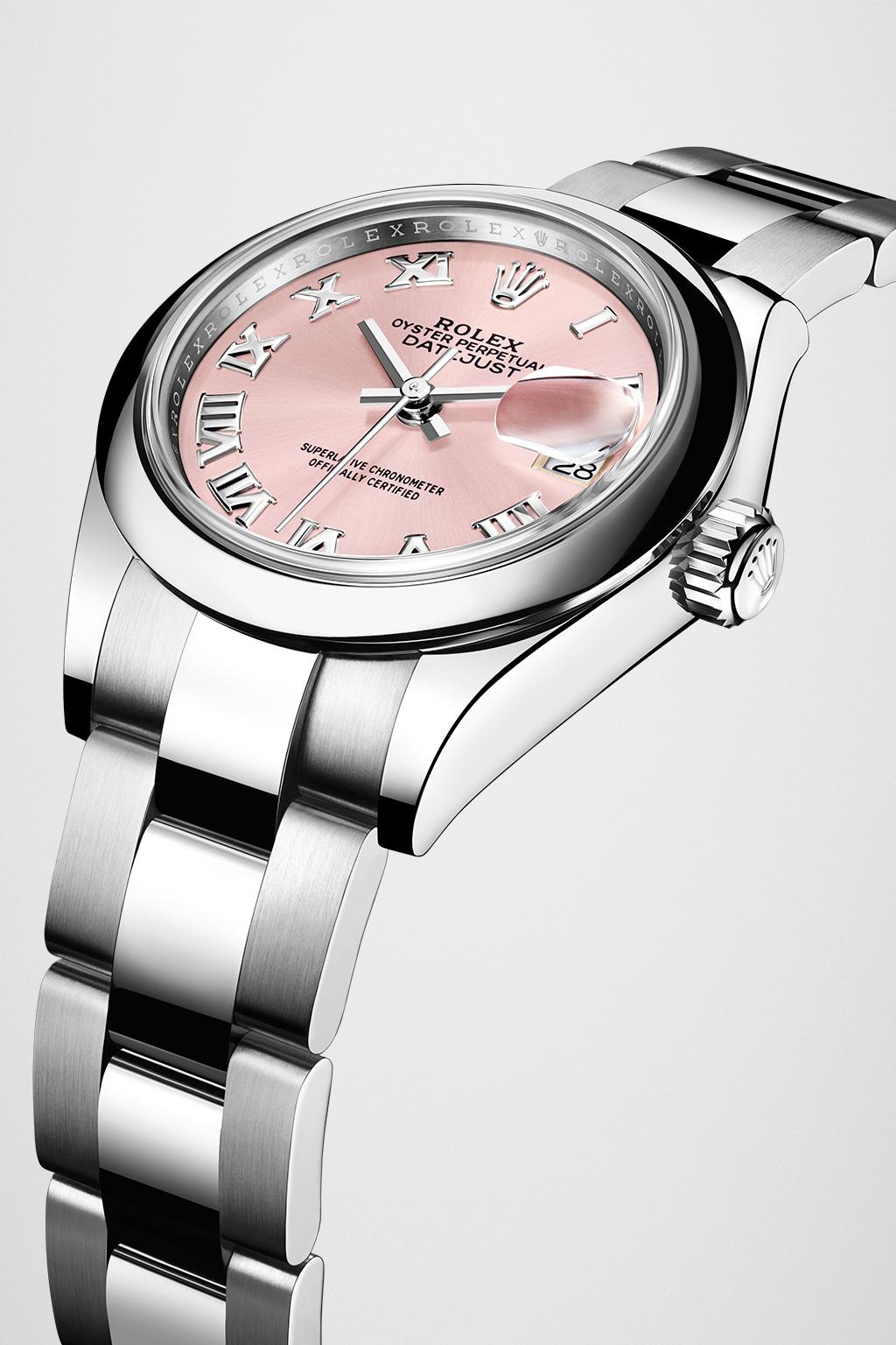 A CAIXA OYSTER, SÍMBOLO DE IMPERMEABILIDADE A caixa Oyster do Lady-Datejust, com impermeabilidade garantida até 100 metros, é um exemplo de robustez, de equilíbrio e de elegância.