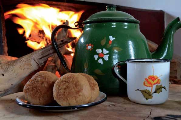 Cookies A linha cookies é composta por biscoitos doces e tradicionais, feitos com verdadeiros pedaços de seus ingredientes principais.