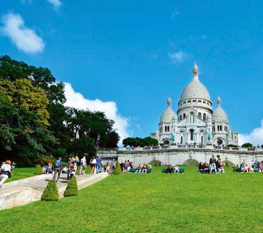 SEXTA-FEIRA: PARIS mais característicos desta cidade: Torre Eiffel, as Praças da Concordia e da Ópera, os Campos Elíseos, o arco do Triunfo, o Bairro de St-Germain, Bulevares, etc.