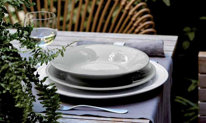 GREY Charger plate/platter Dinner plate Soup/pasta plate Salad plate Bread plate Prato marcador/travessa Prato de jantar Prato de sopa/pasta Prato de