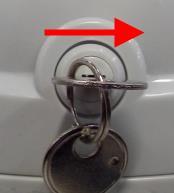 Utilizar a chave que acompanha o produto para abrir o Pontto 5; 2.