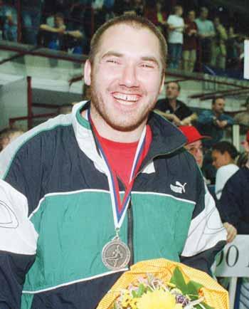 Držiteľ bronzovej a striebornej medaily z juniorských ME 1990 v Ankare a 1991 vo fínskom Pieksämäki za ČSFR, striebra zo seniorských ME 1999 v Bratislave za Slovensko a 9.