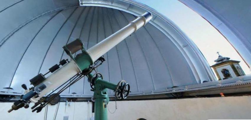 OBSERVATÓRIO ASTRONÔMICO O observatório astronômico é um lugar criado para observar o céu.