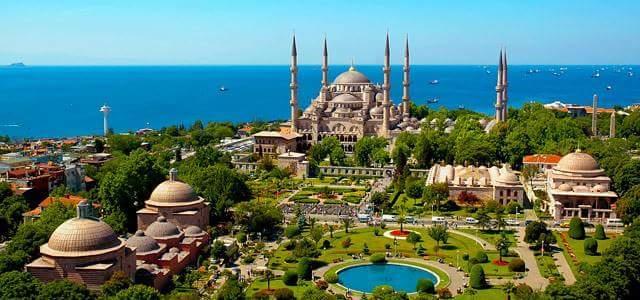 Turquia espetacular, de Istambul a Antalya! Para ela e com elas! Roteiro para mulheres. De a 10 a 22 de maio de 2018 (13 dias) A Turquia, nome oficial República da Turquia, é um país transcontinental.