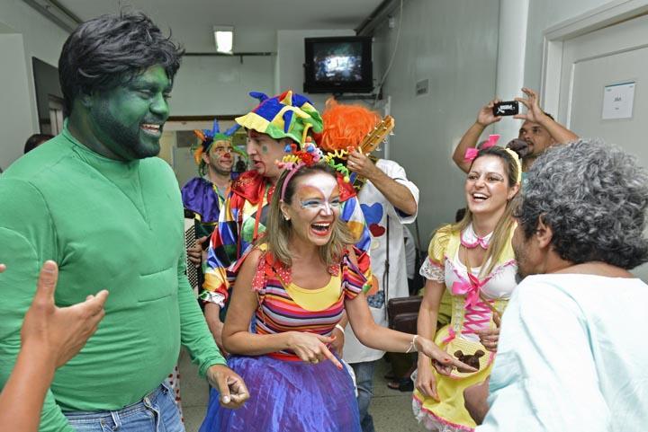 Grupos voluntários: O CHSF recebe a visita do grupo Força do