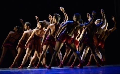 Melo, realizado duas vezes ao ano no teatro SESI Minas.