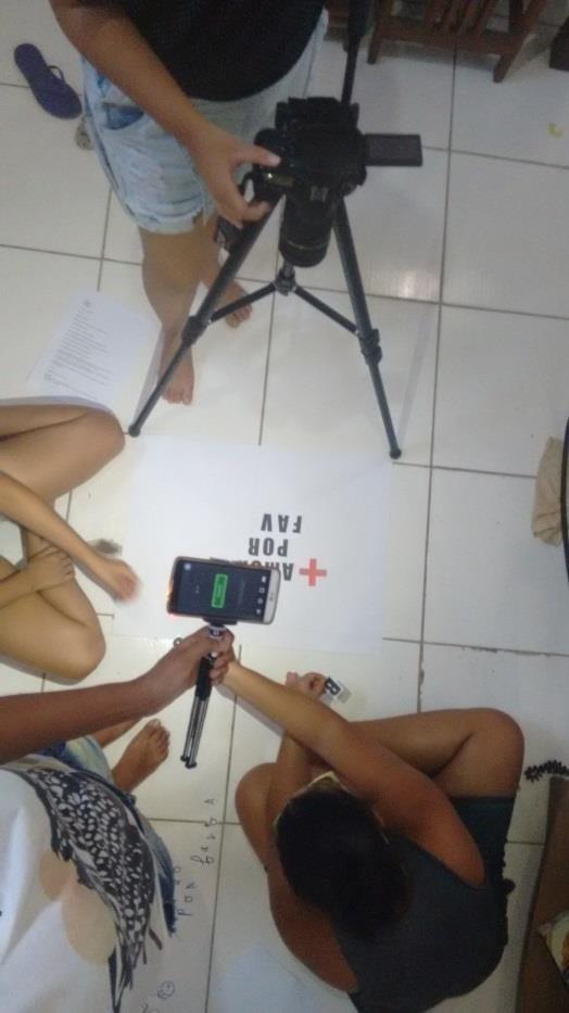 A animação em stop-motion Transborde Singelas Atitudes foi desenvolvida para a disciplina de Mídias Digitais do curso de Fotografia da Universidade Católica de Pernambuco.