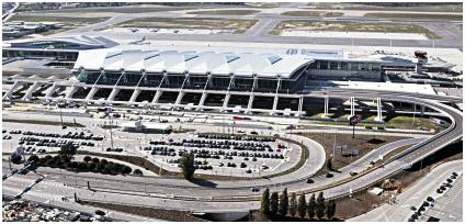 Assim, em 1956 o aeroporto de Pedras Rubras (antiga nomenclatora) inicia os voos internacionais (Porto Londres na altura).