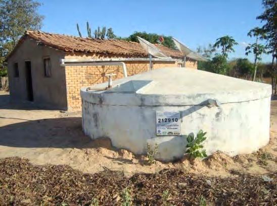 O P1MC Programa de Formação e Mobilização para Convivência com o Semi-Árido: Um Milhão de Cisternas Rurais Articulação do Semiárido Brasileiro (ASA): 1999 Telhado captação